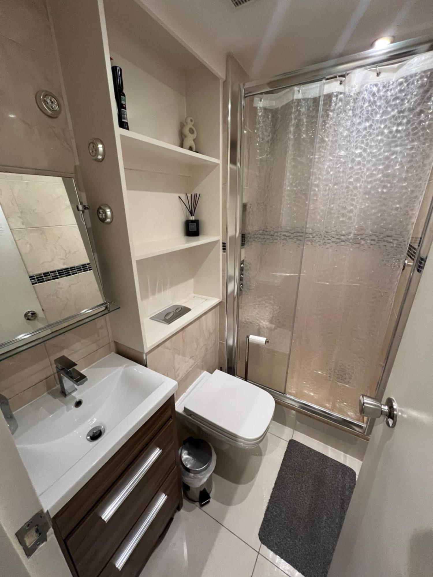 Lovely Chelsea Entire Apartment London City Eksteriør bilde
